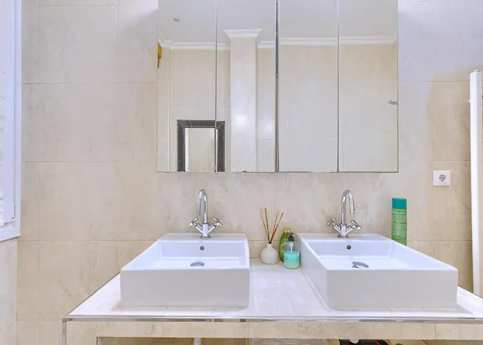 Casa Abando-ibarra Senorial Junto Guggenheim Bilbao